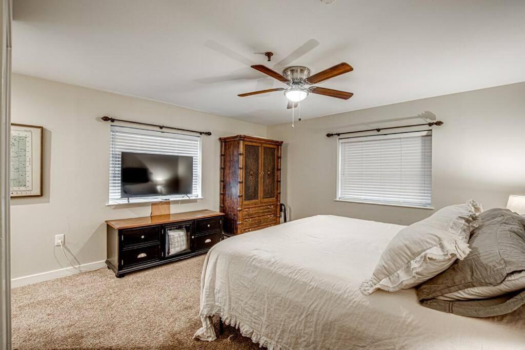 The Frequent Flyer Apartment Winston-Salem Exterior photo