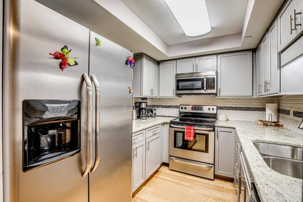 The Frequent Flyer Apartment Winston-Salem Exterior photo